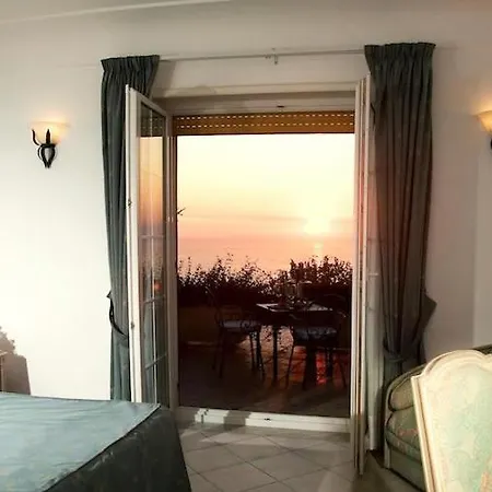 Da Gelsomina מלון